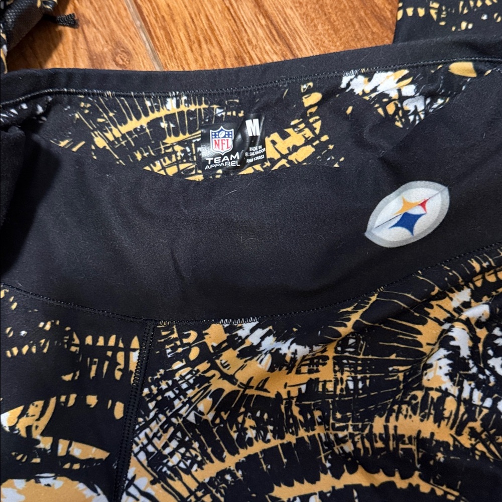NFL Pittsburgh Steelers women's leggings size medium